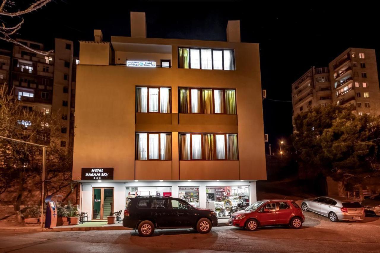 Dream Sky Hotel Tbilisi Exterior photo