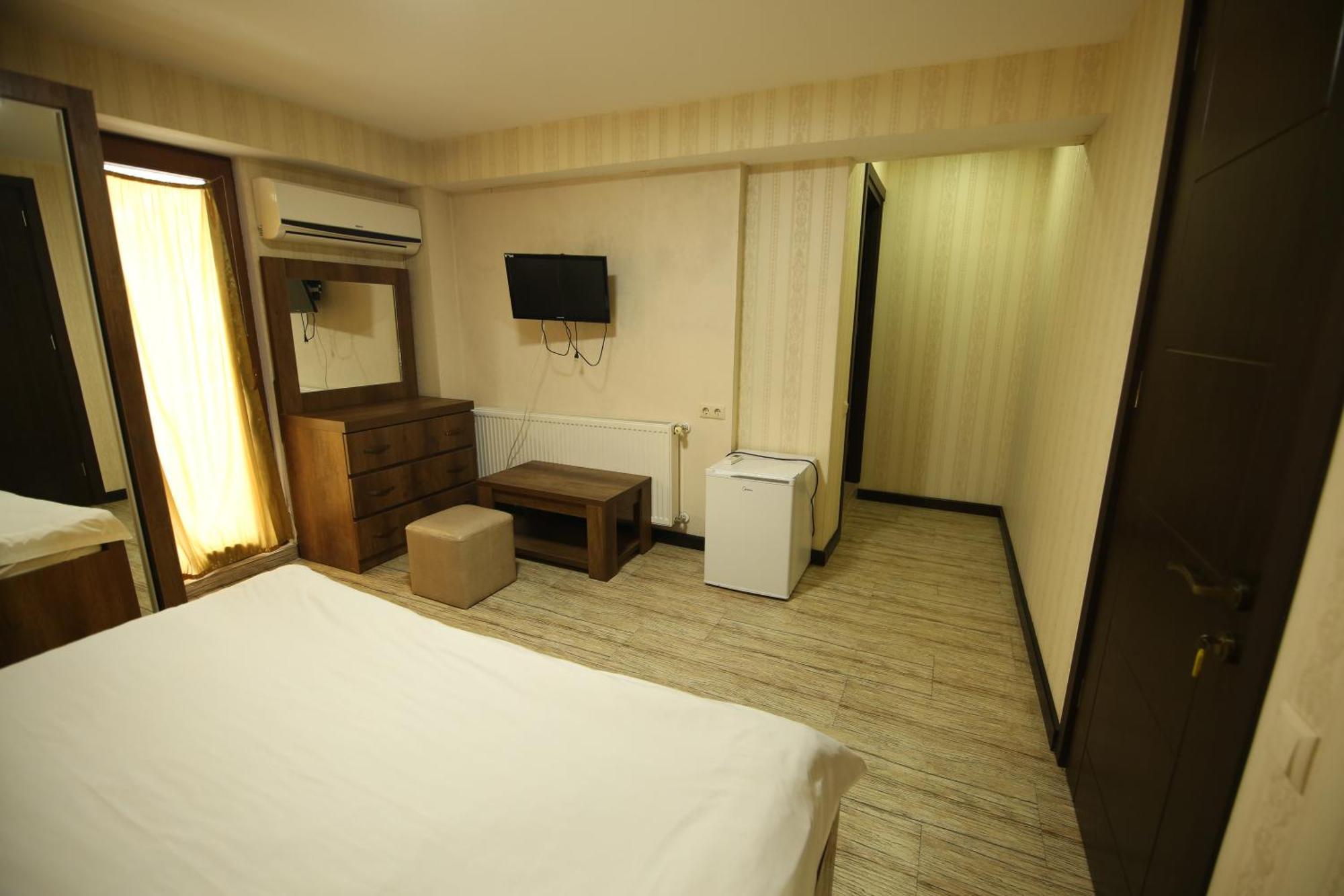 Dream Sky Hotel Tbilisi Exterior photo