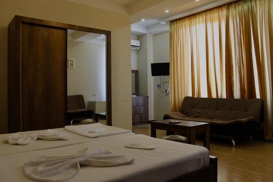 Dream Sky Hotel Tbilisi Exterior photo