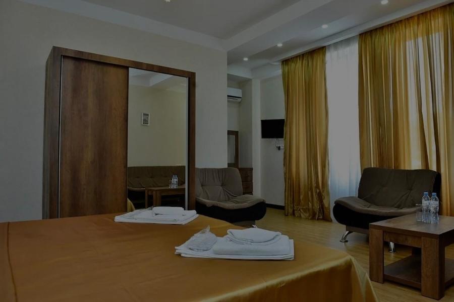 Dream Sky Hotel Tbilisi Exterior photo