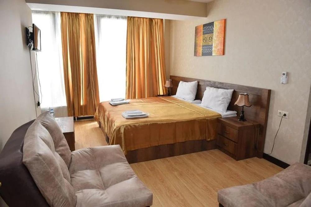 Dream Sky Hotel Tbilisi Exterior photo